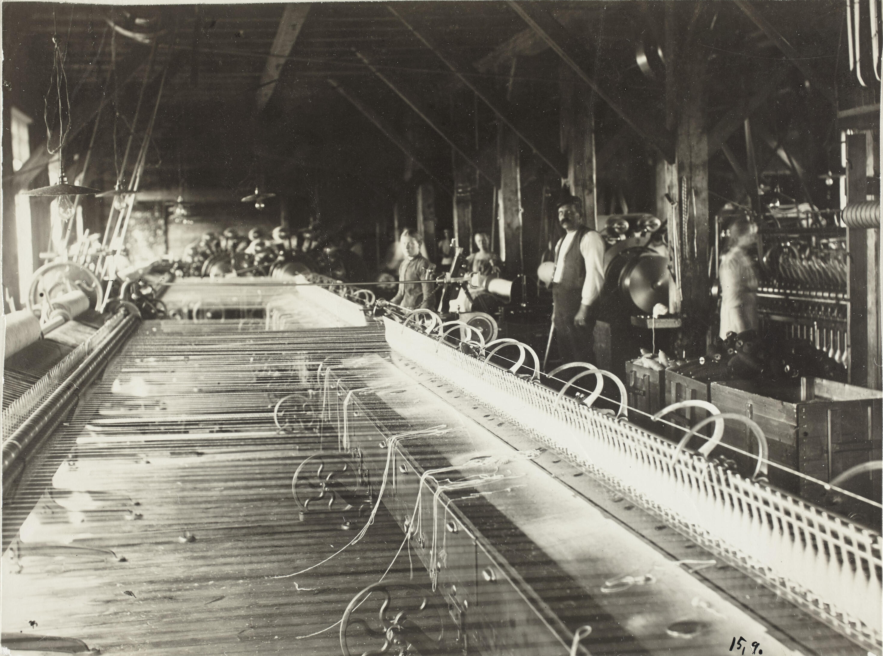 Siikakosken kehruutehtaan konehuone Siikakosken kehruutehtaan konehuone